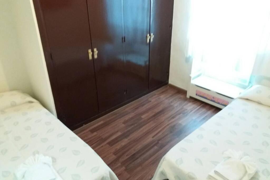 Apartamento Al-Zhara, Junto Puente Romano Apartment Кордоба Екстериор снимка